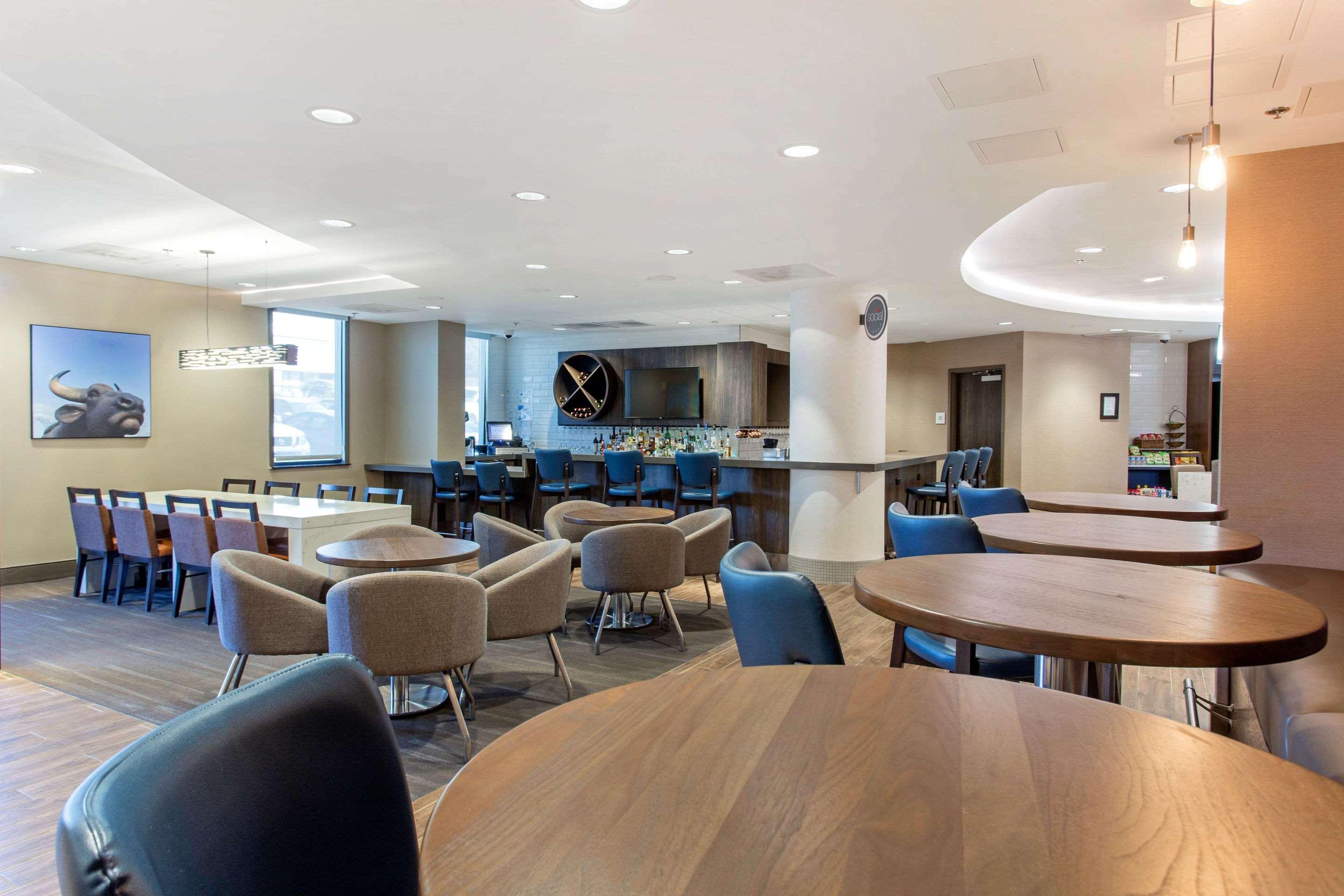 The Lodge At Duke Medical Center Дърам Екстериор снимка