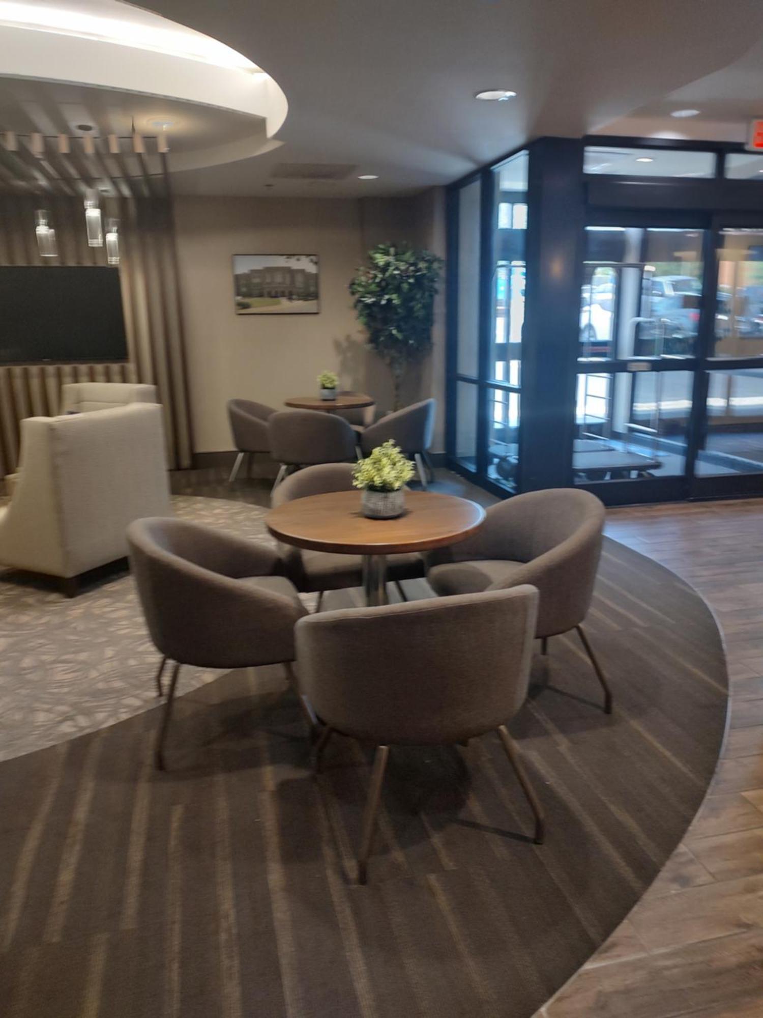 The Lodge At Duke Medical Center Дърам Екстериор снимка
