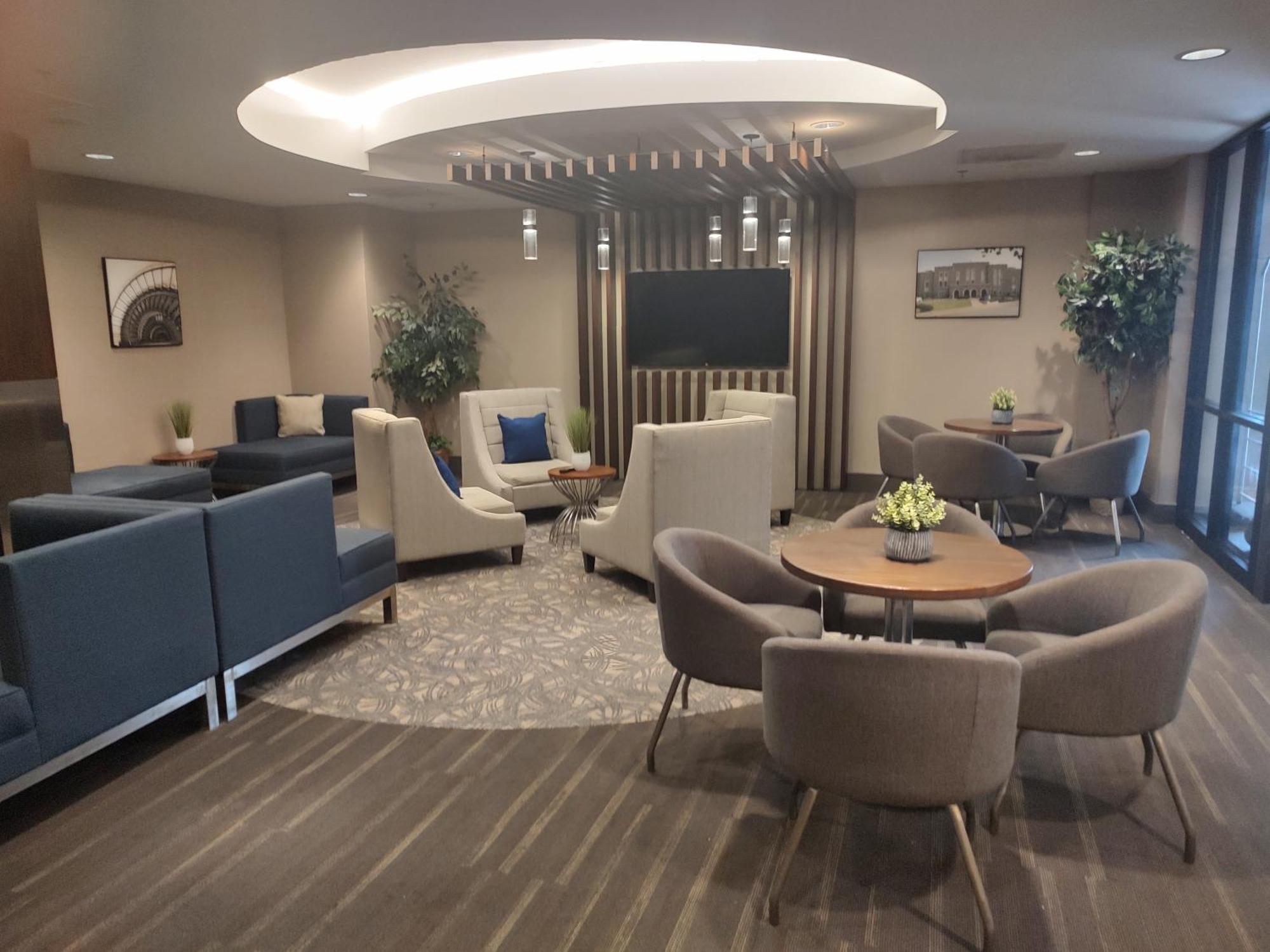 The Lodge At Duke Medical Center Дърам Екстериор снимка